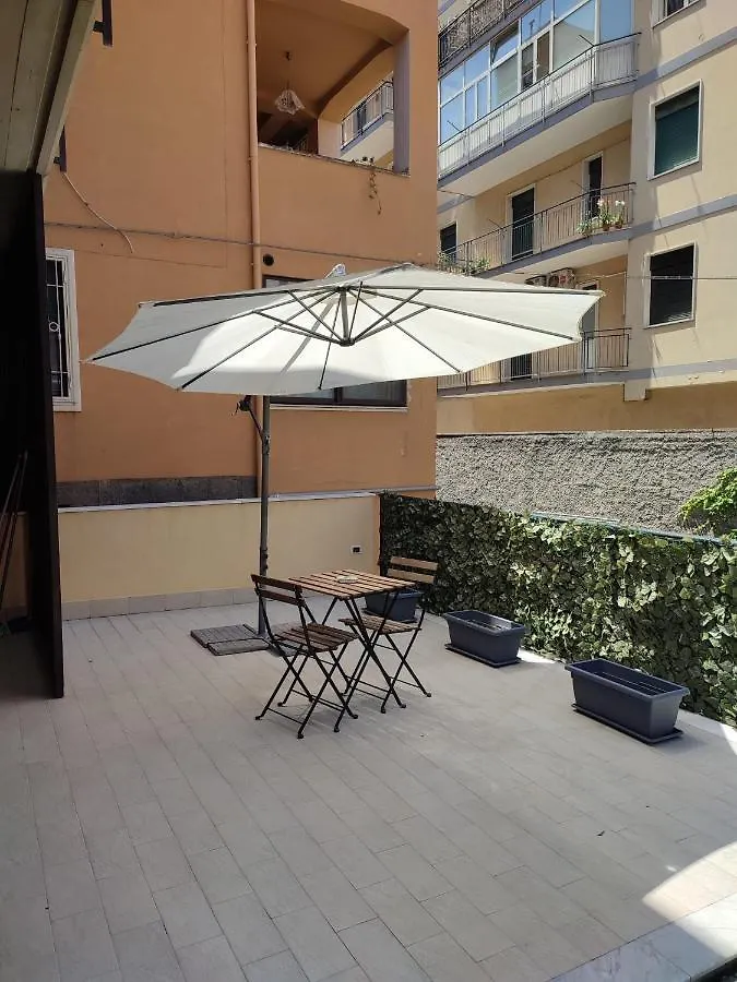 Appartamento Incantevole Con Parcheggio E Giardino Catania 0*,